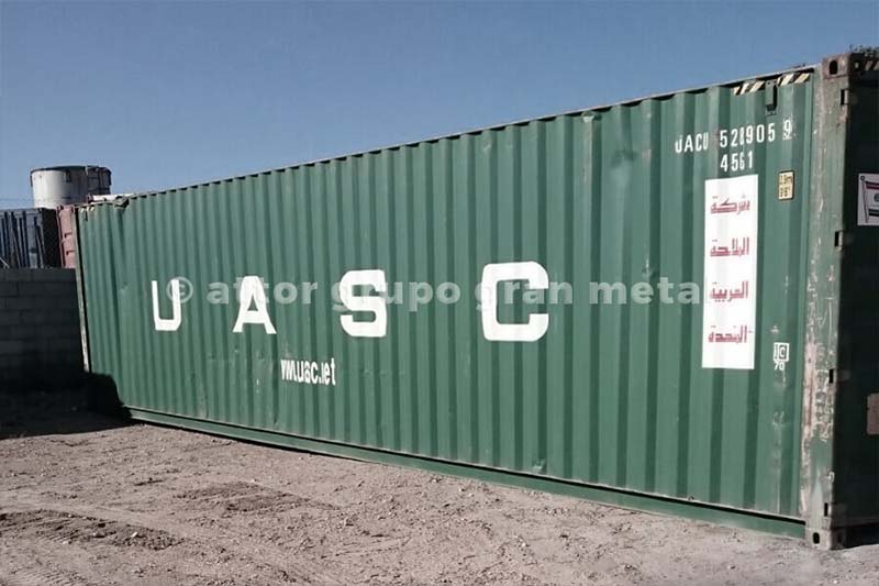 Almacenamiento y stockage de contenedores marítimos